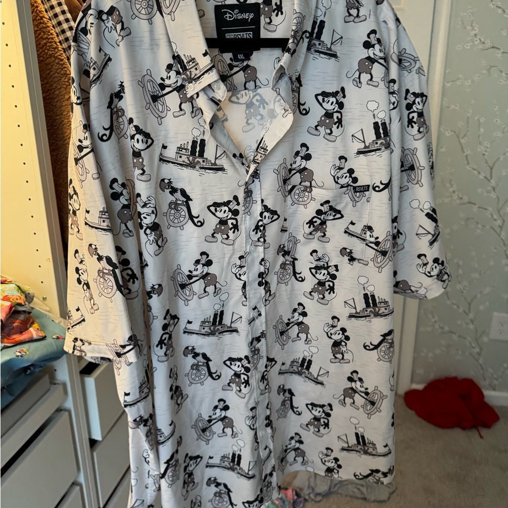 RSVLT Disney Shirt